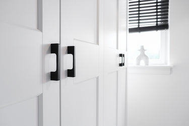 Handgreep Modern zwart 150 mm - Boorafstand 128 mm