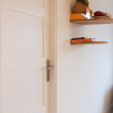 Mantua deurklink rvs schild sfeerbeeld