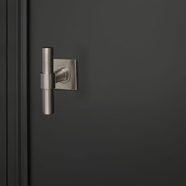 Pesaro deurklink RVS met vierkant rozet