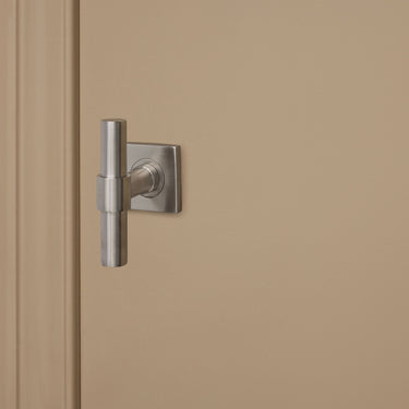 Pesaro deurklink RVS met vierkant rozet